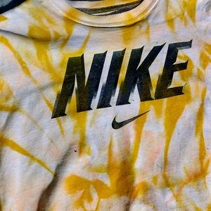 NIKE Tie-Dye Tee